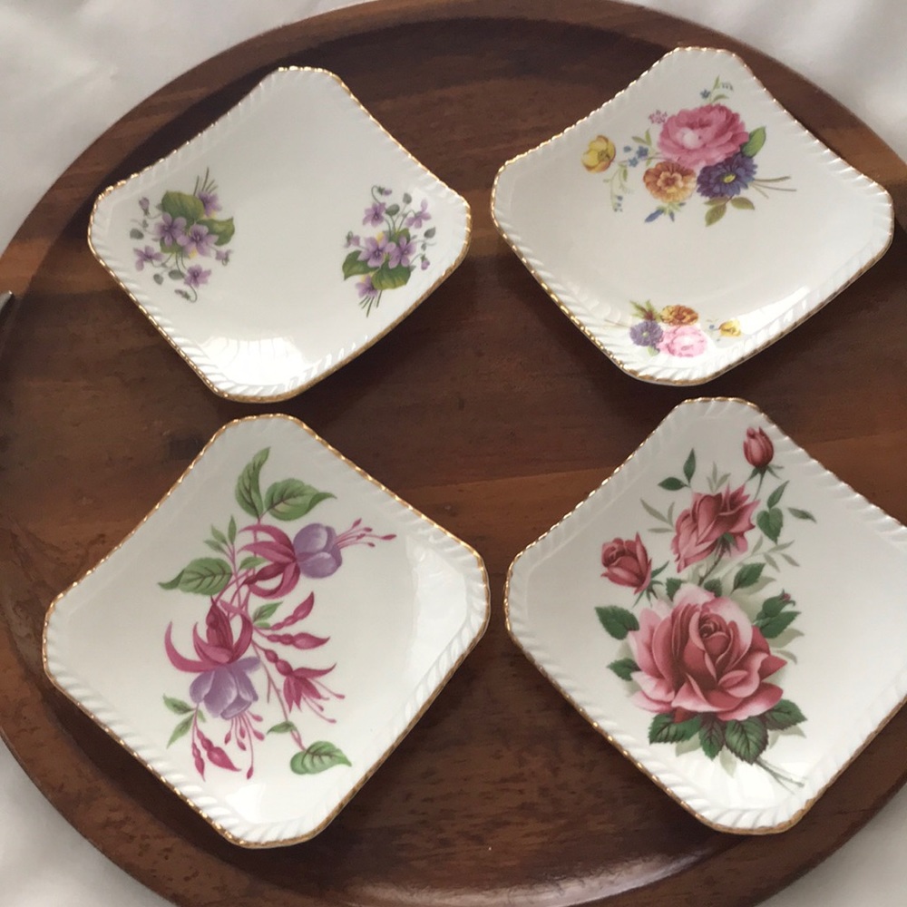 Bone China nut dishes. Floral set of 4
